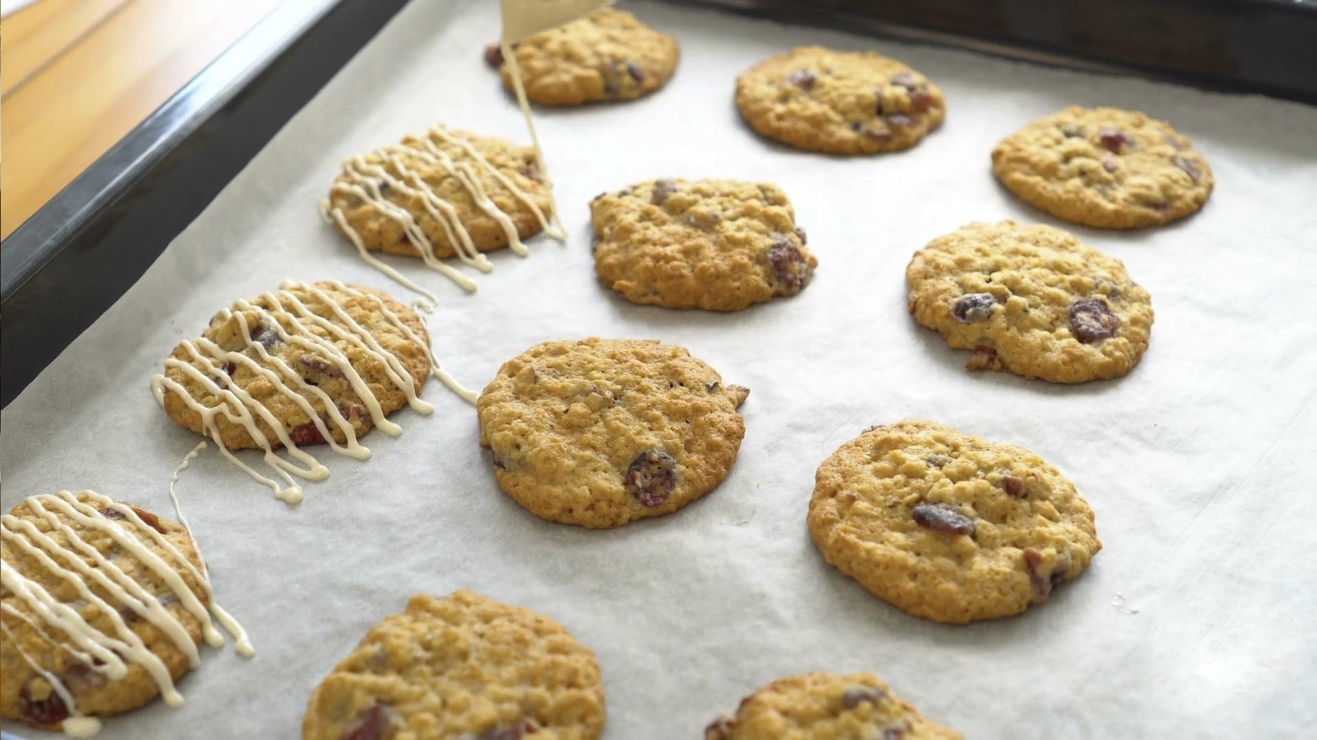 Recepta - Galetes de civada, xocolata i nabius - Pas 11