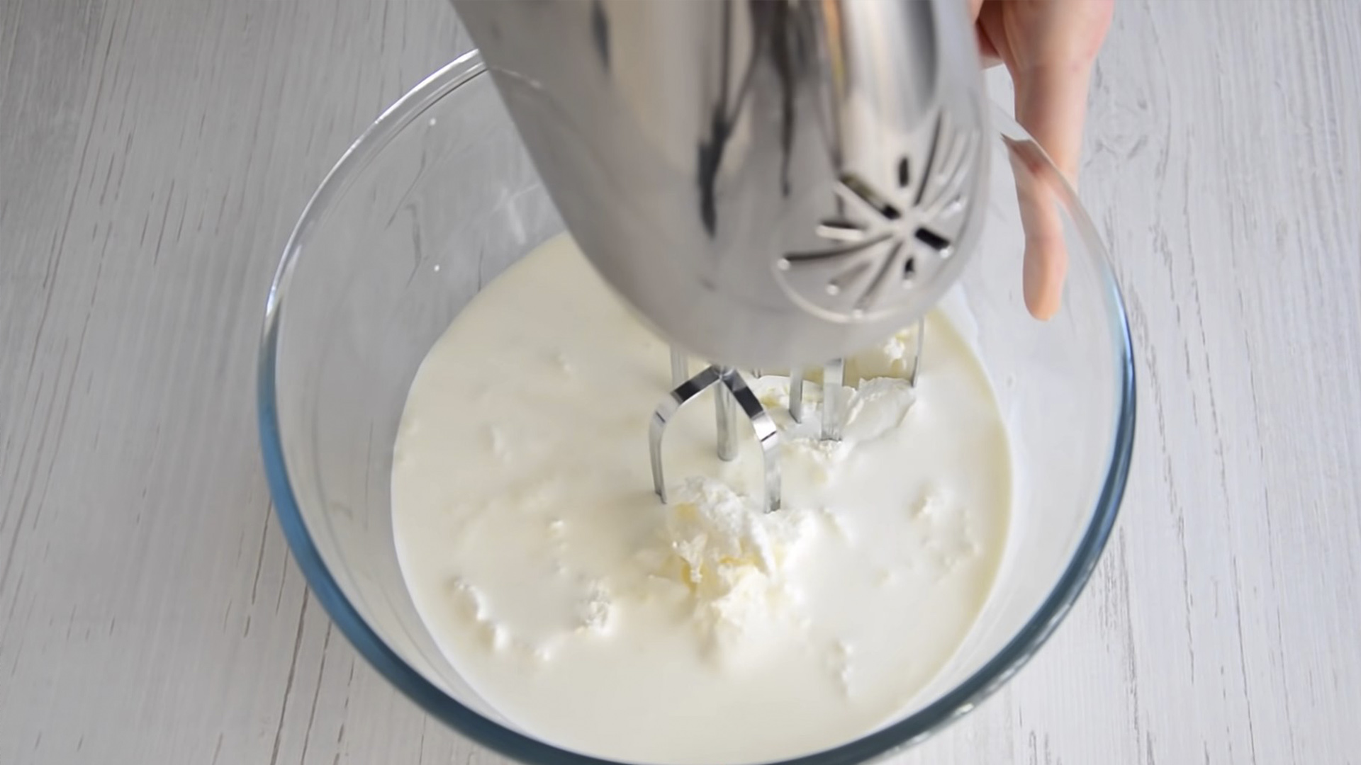 وصفة كريمة الماسكاربوني للتيراميسو - الخطوة 4-1