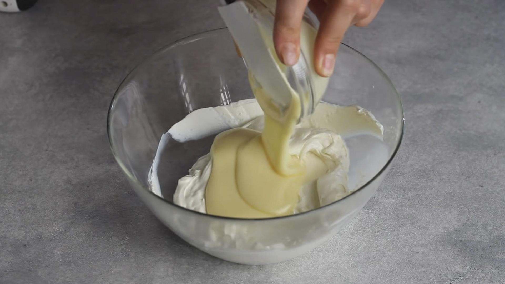 وصفة - كريمة اللبن الرائب المتماسكة - الخطوة 3