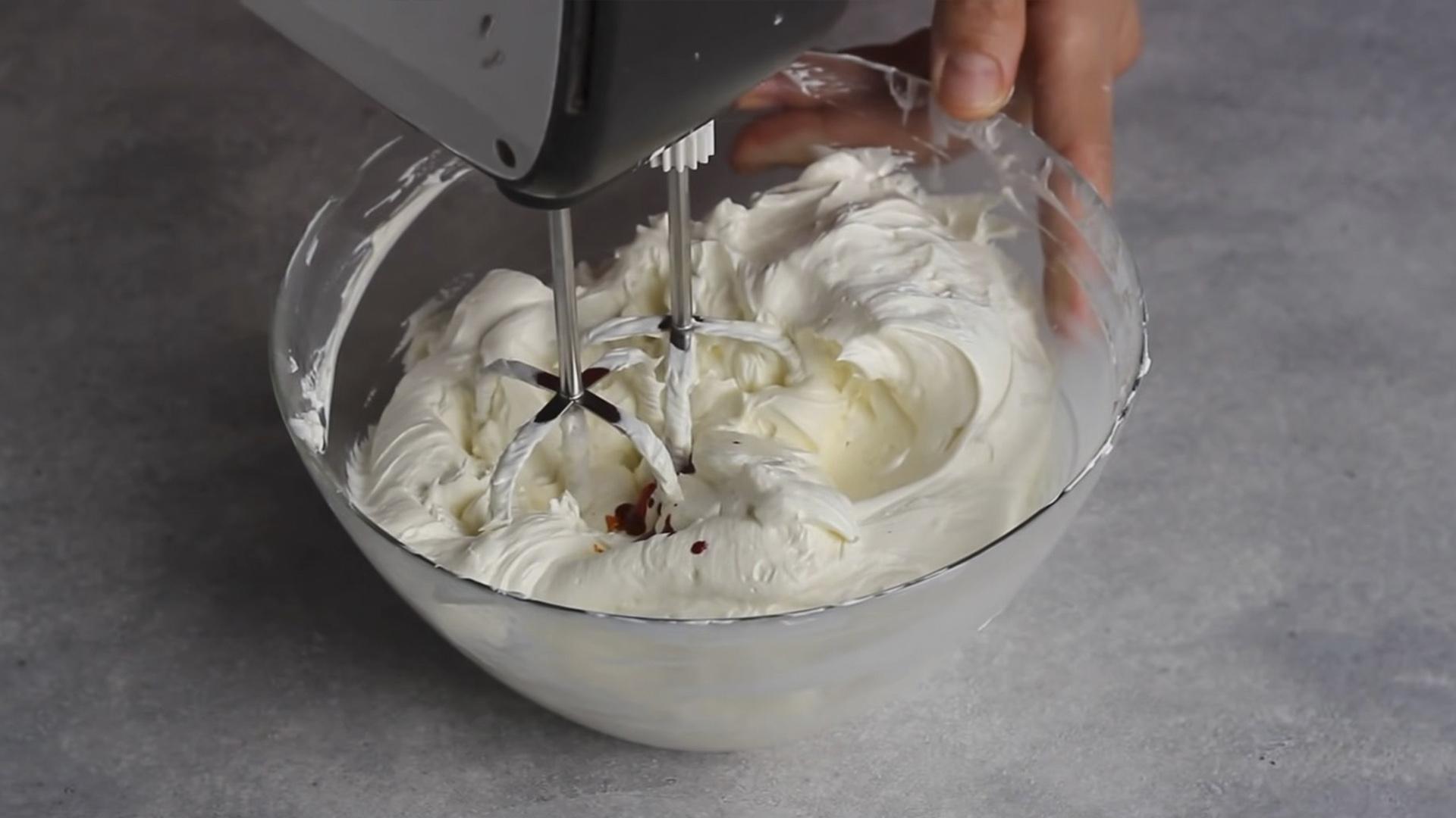 وصفة - كريمة اللبن الرائب الثابتة - الخطوة 9-1