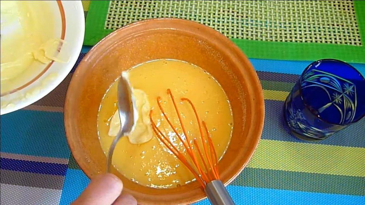 Recepta - Pastís de kéfir de carbassa i poma - Pas 2