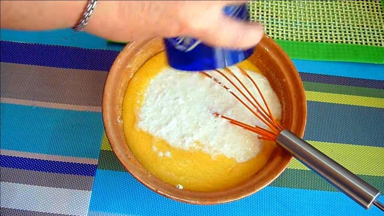 Recepta - Pastís de kéfir de carbassa i poma - Pas 3