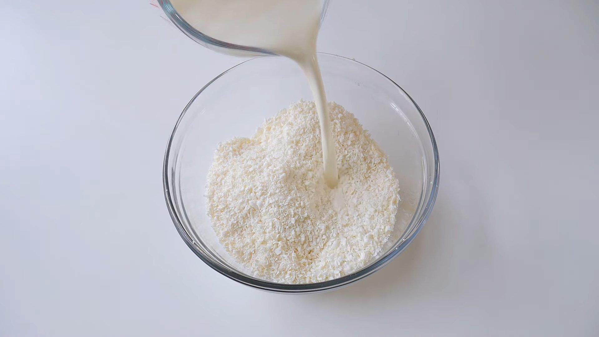 Rezept – Weiße Schokoladen-Frischkäseglasur für Topping und Füllung – Schritt 3-1