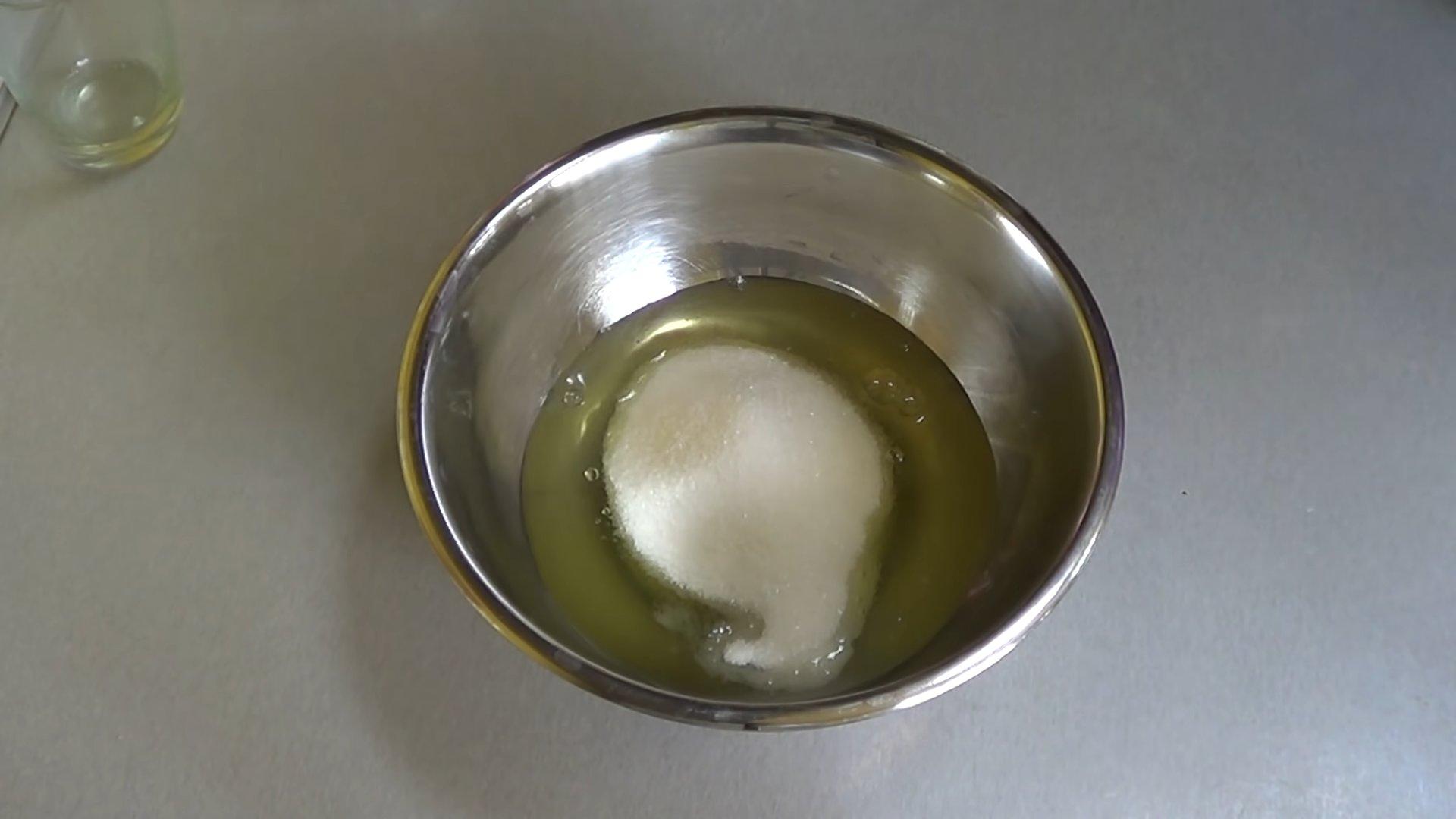 وصفة - كريمة زبدة غنية بالبروتين لتغطية الكيك - الخطوة 2-1