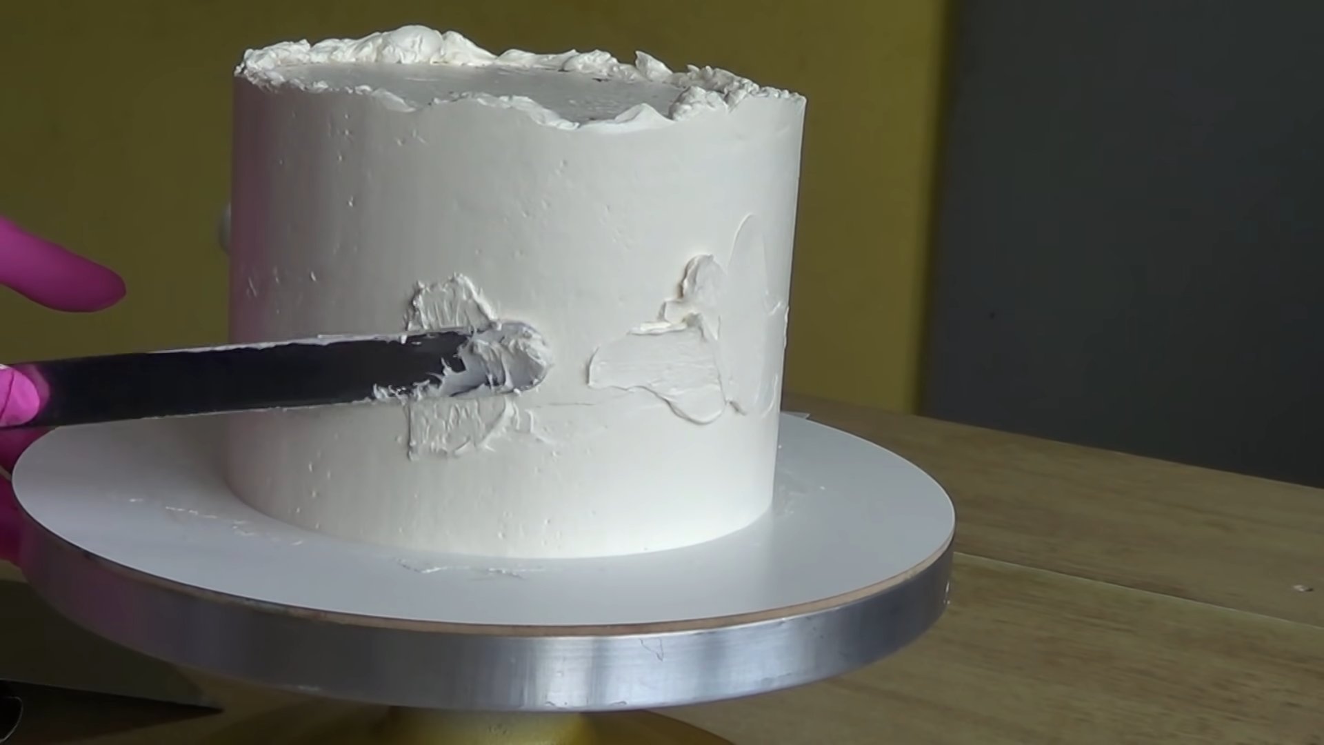 وصفة - كريمة زبدة غنية بالبروتين لتغطية الكيك - الخطوة 8-1