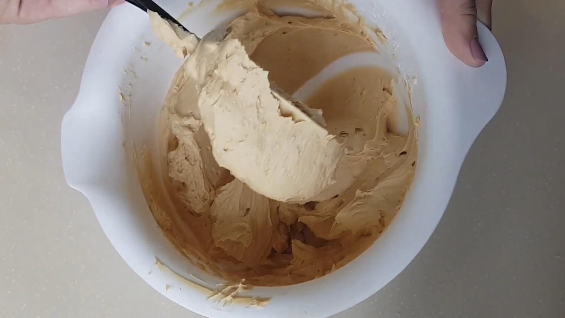 Recepta - Crema per a un pastís amb formatge crema i llet condensada - pas 9-1