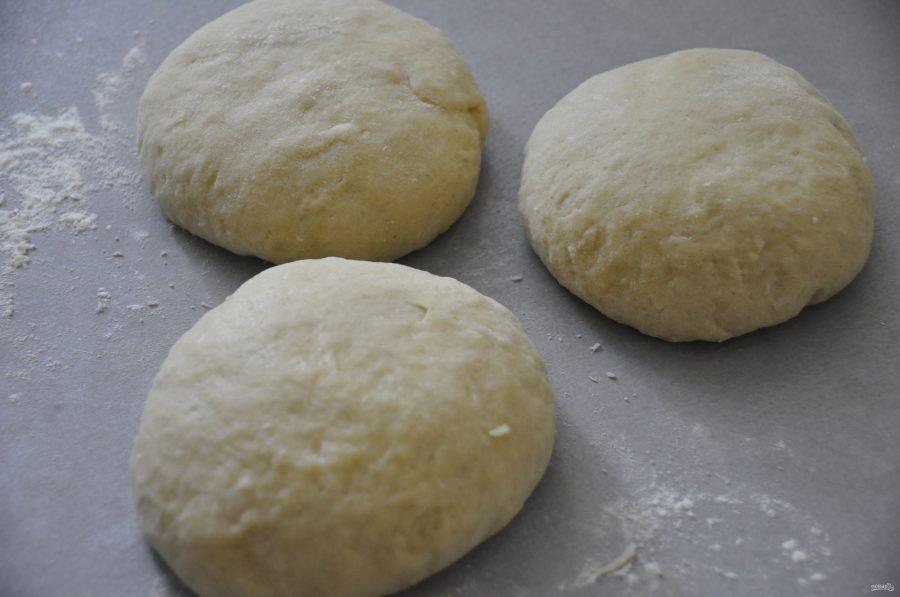 طريقة خبز كعكات الزنجبيل مع التزيين - الخطوة 8