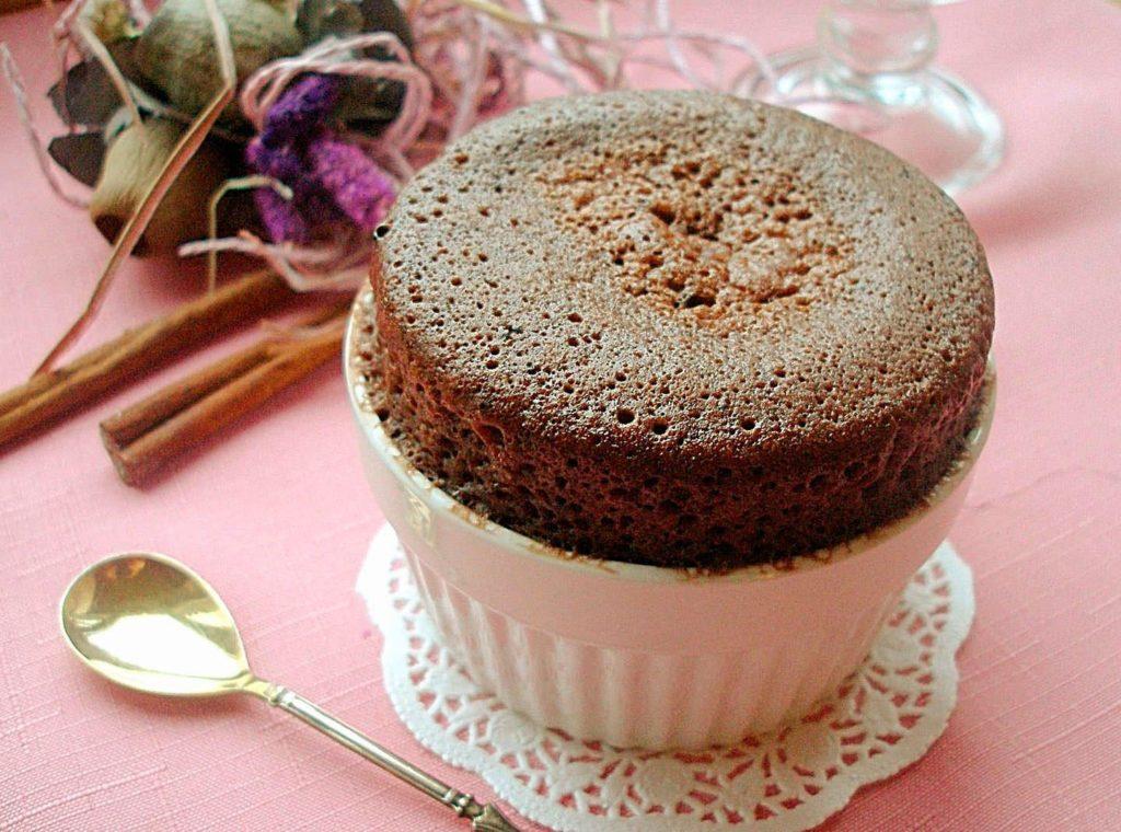 طريقة خبز الكعك في الميكروويف - صور