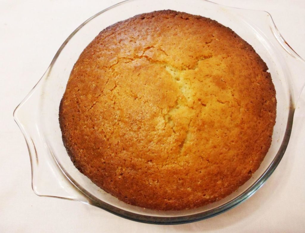 Combien de temps faut-il pour préparer un gâteau manna à la crème aigre ? - photo