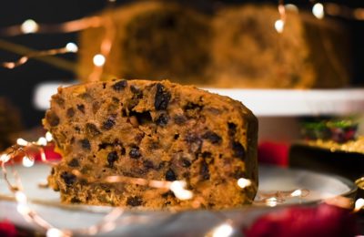 طريقة عمل كعكة عيد الميلاد - صورة