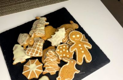 طريقة عمل كعكات الزنجبيل الصحية - صورة