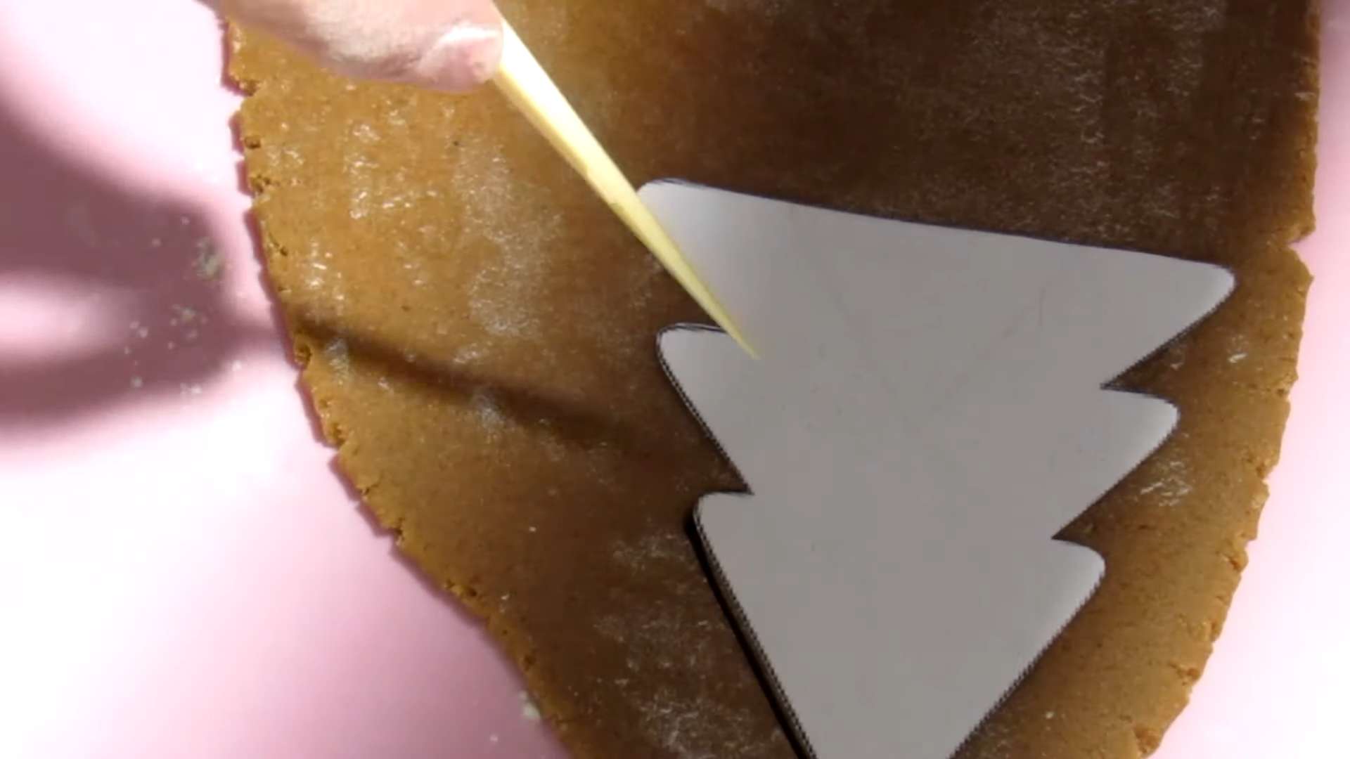 وصفة - طريقة عمل كعكات الزنجبيل بالزنجبيل والقرفة - الخطوة 9