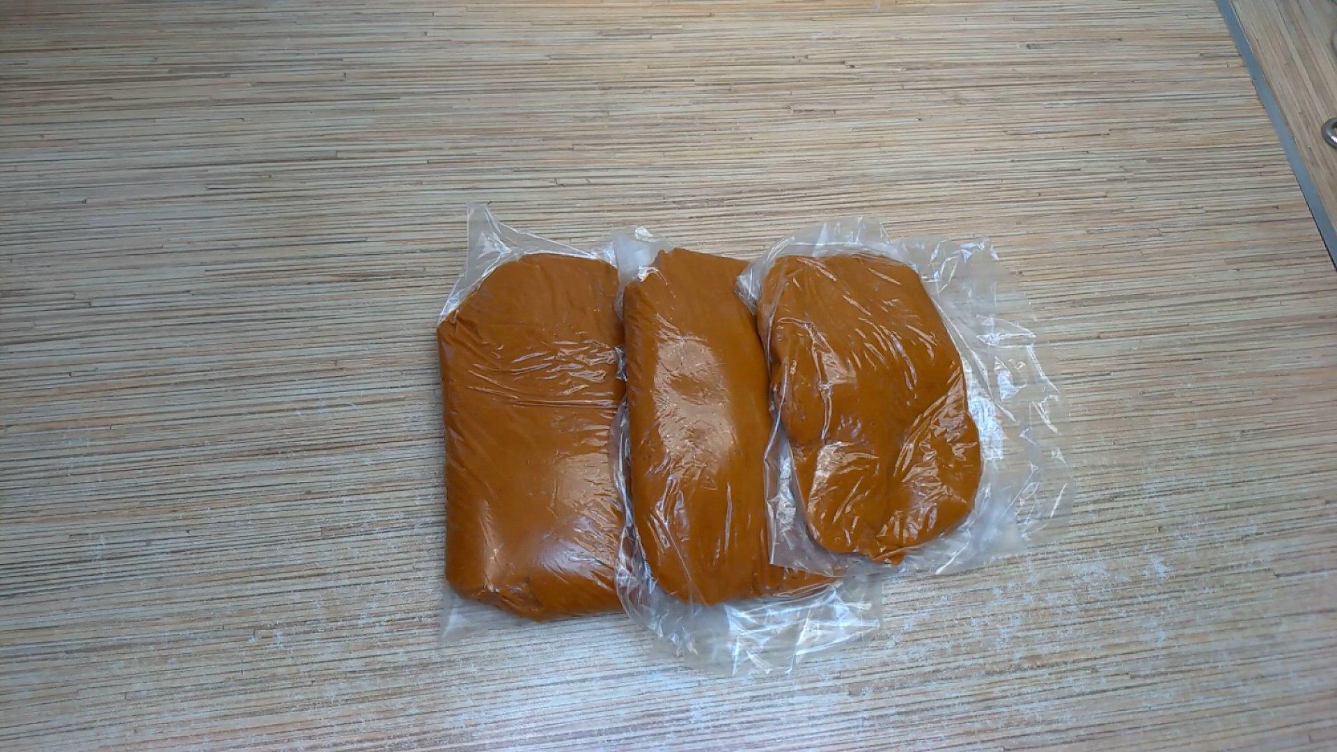 Recepta: massa de Kozul'nye per a pa de pessic - Pas 8