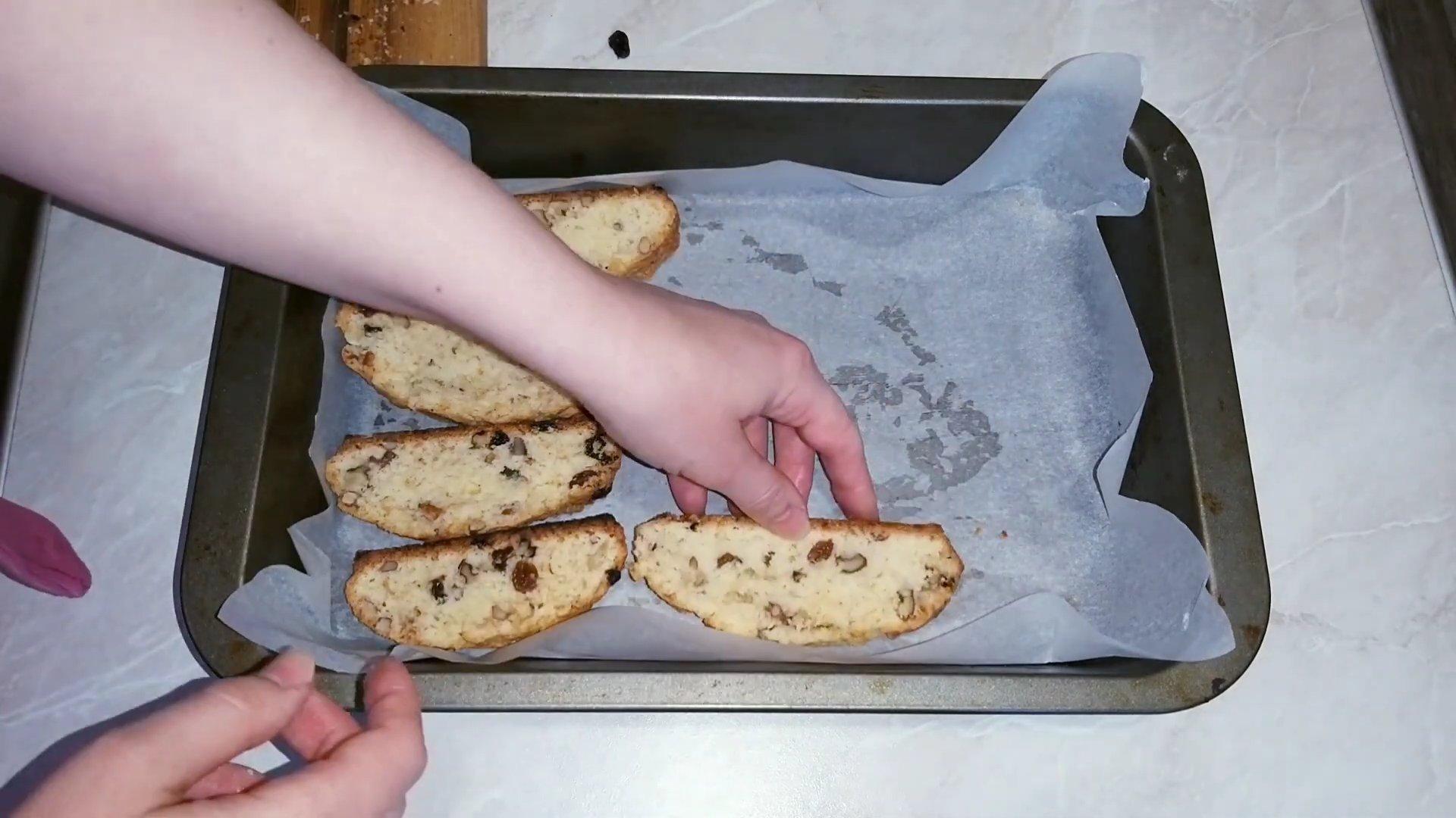 وصفة - وصفة كانتوتشيني بالجوز - الخطوة 12