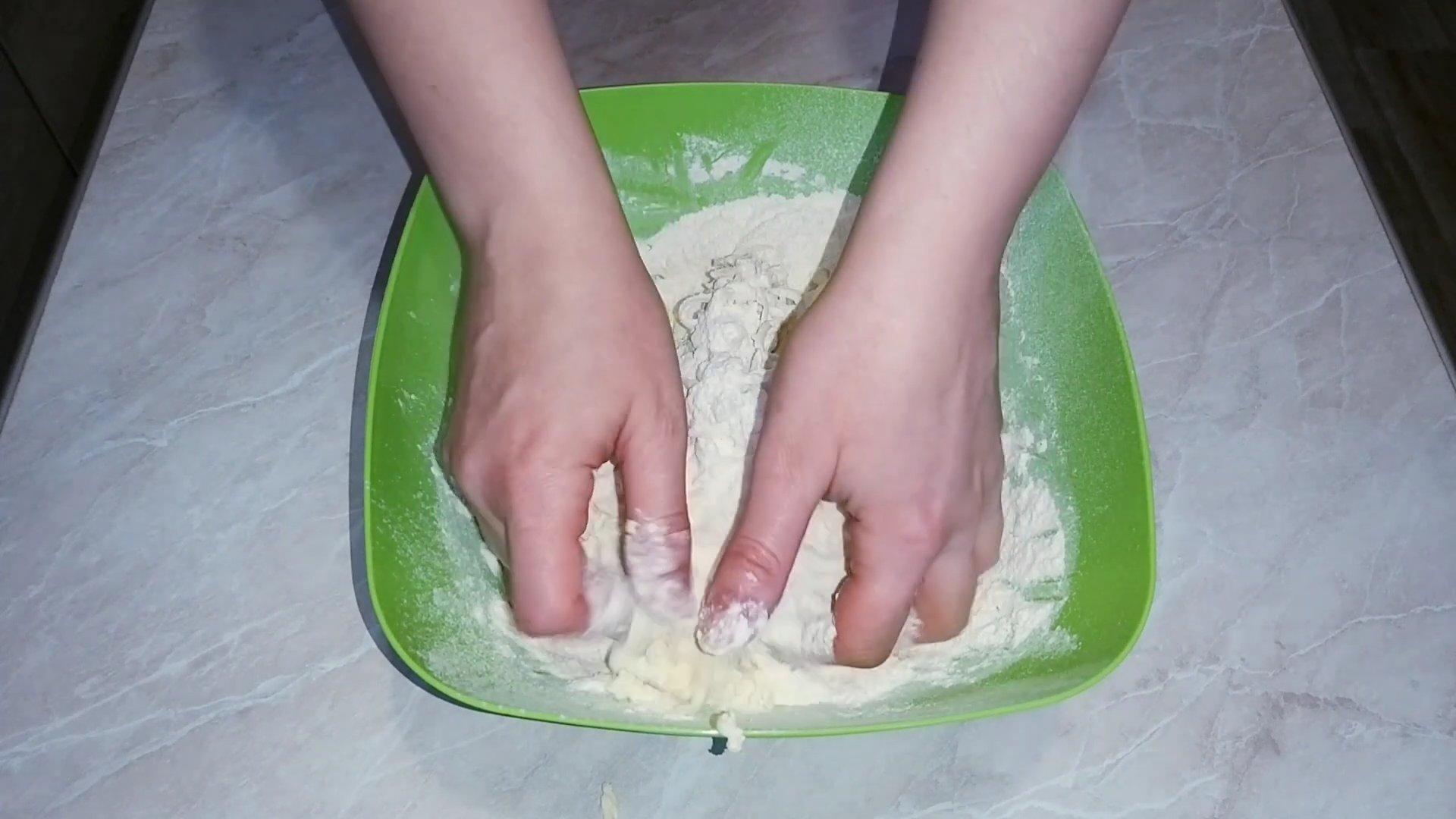 وصفة - وصفة كانتوتشيني بالجوز - الخطوة 4