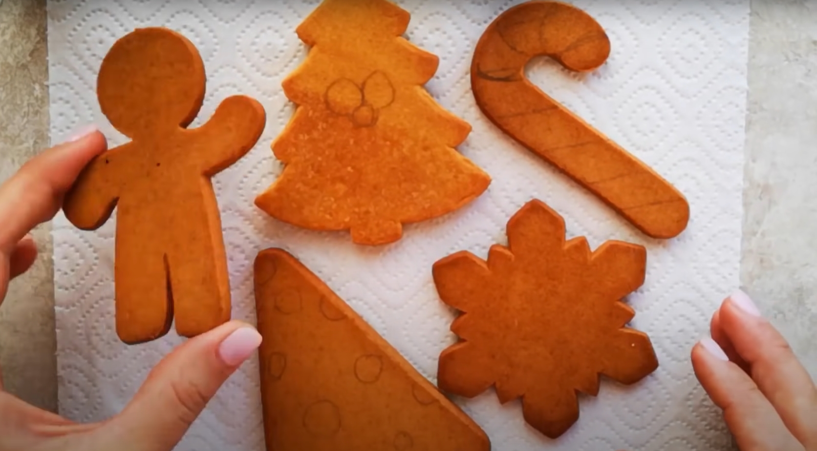 وصفة - كعكات الزنجبيل لعيد الميلاد بعجينة طرية - الخطوة 1