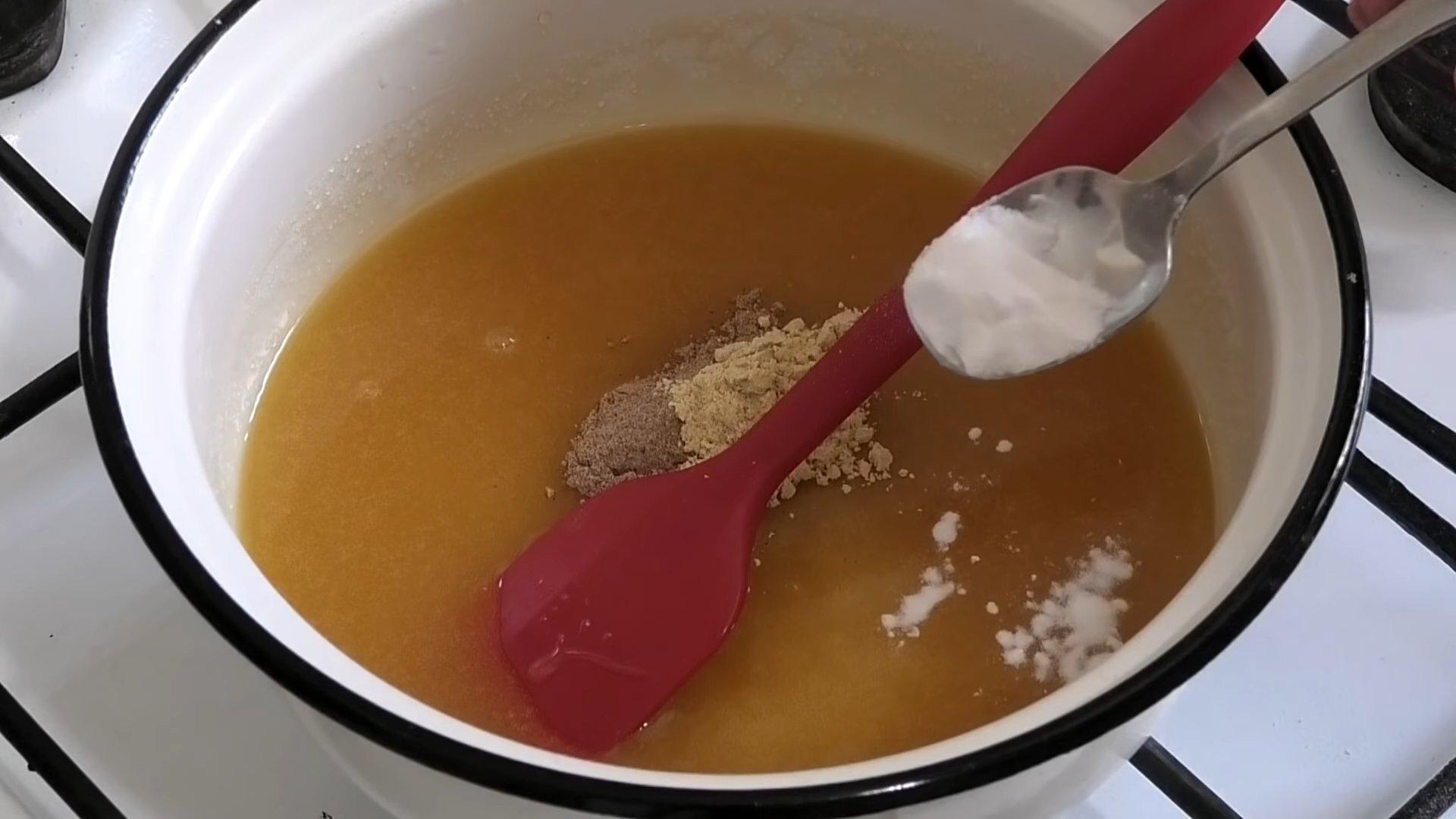 وصفة - كعكات الزنجبيل بالعسل للرسم - الخطوة 4