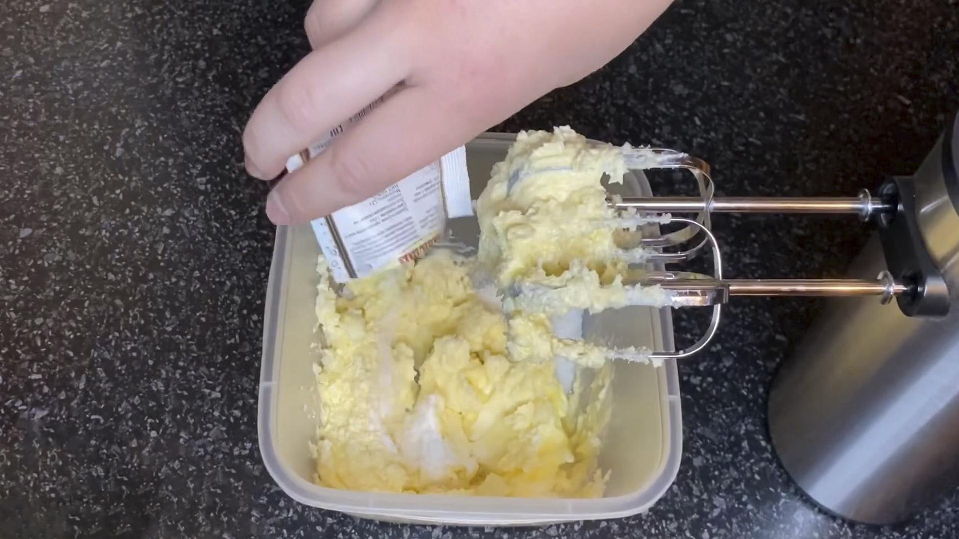 Rezept – Lebkuchen-Tortenaufleger – Schritt 4