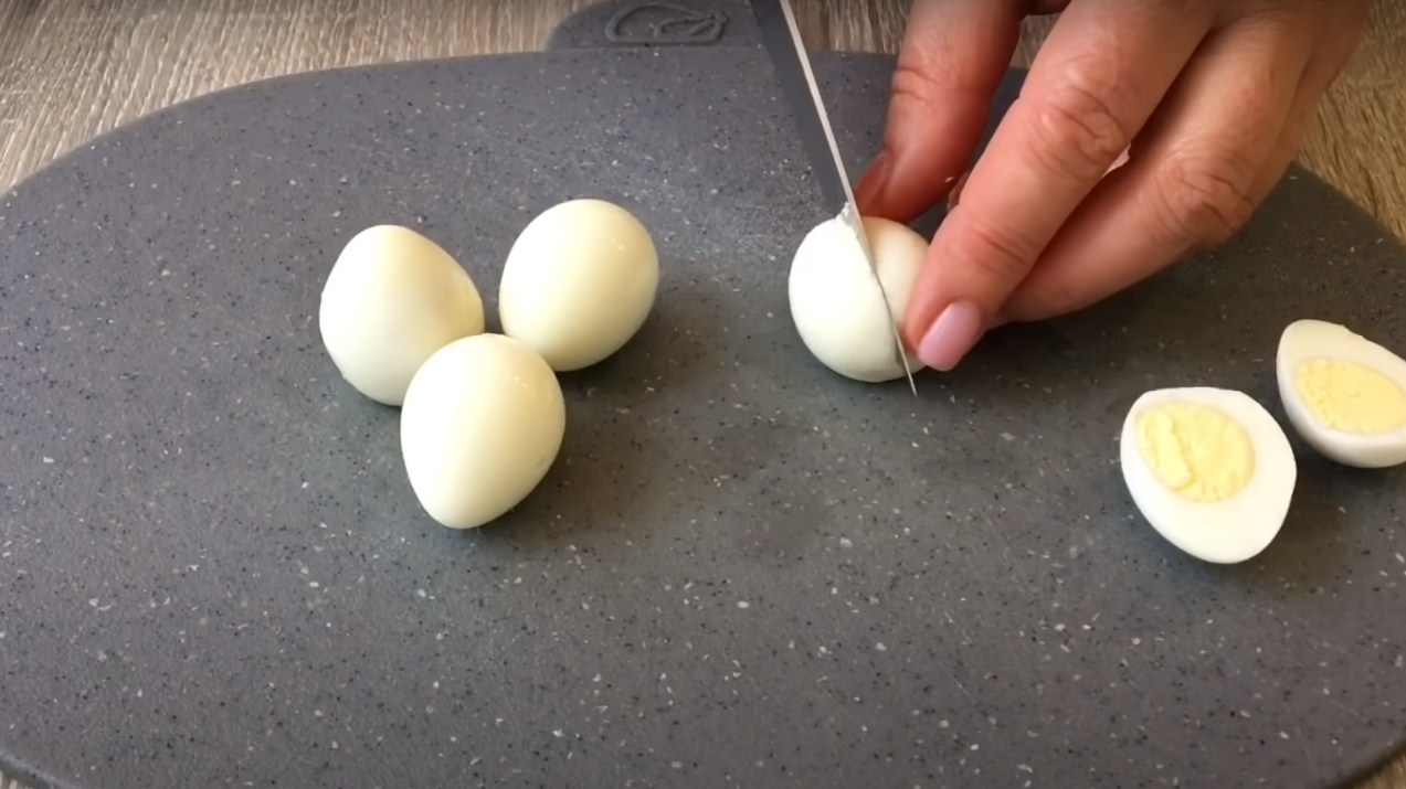 وصفة - سلطة سيزر على طريقة المطاعم - الخطوة 3