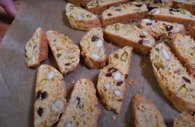 طريقة تحضير بسكويت البسكوتي للقهوة - صورة