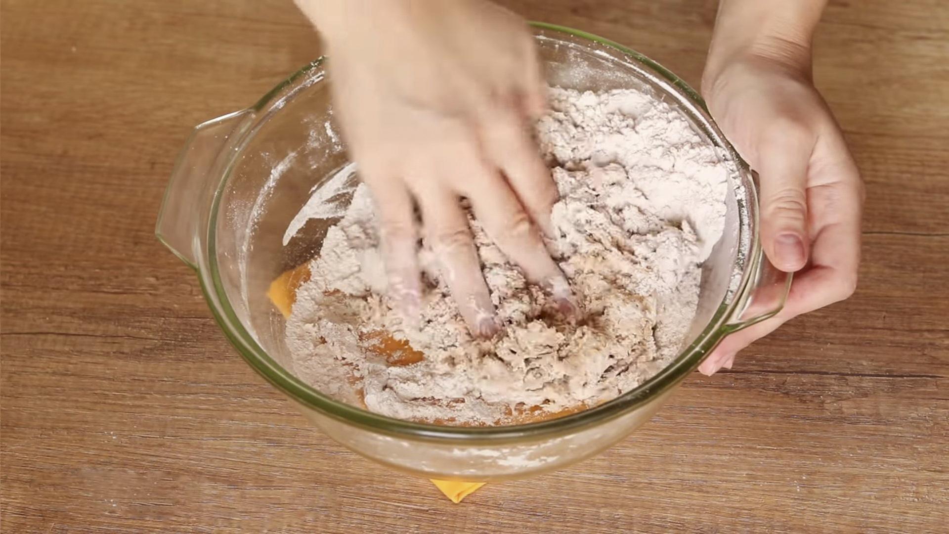 وصفة - كعكات الزنجبيل المنزلية الجميلة لعيد الميلاد - الخطوة 7