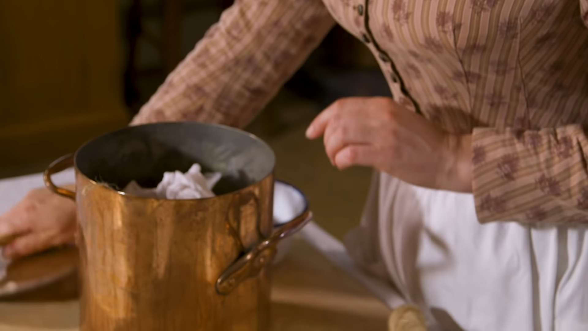 وصفة بودنغ الزبيب الأسود - الخطوة 5