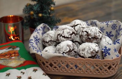 صورة لقطع بسكويت رخامية متشققة