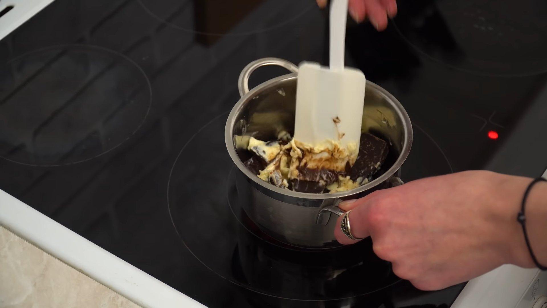 وصفة - كعكات الرخام المتشقق - الخطوة 2