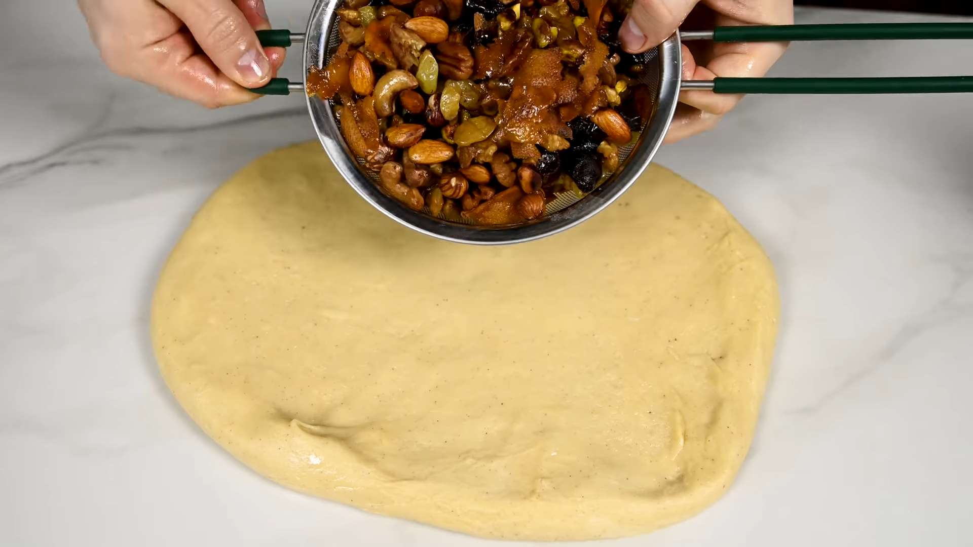 Ricetta - Stollen classico con marzapane - Fase 9