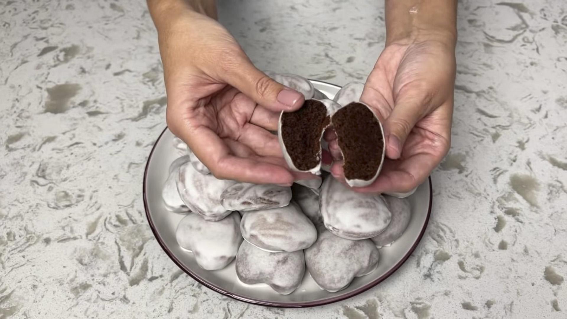 وصفة - كعكات الزنجبيل بالعسل مع التزيين - الخطوة 15