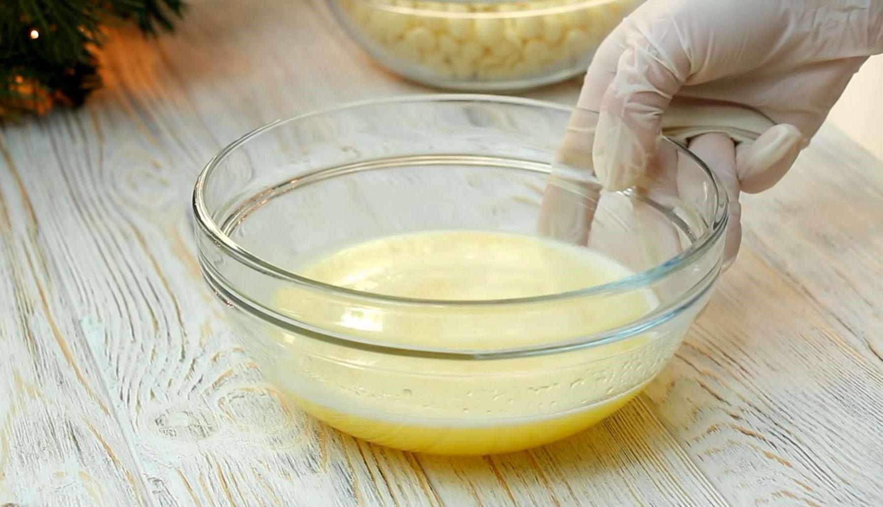 Rezept – Aufgeschlagene weiße Ganache für die Glasur – Schritt 2