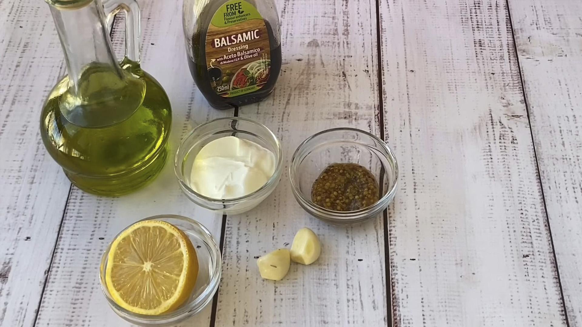 وصفة - صلصة سيزر بدون بيض - الخطوة 1