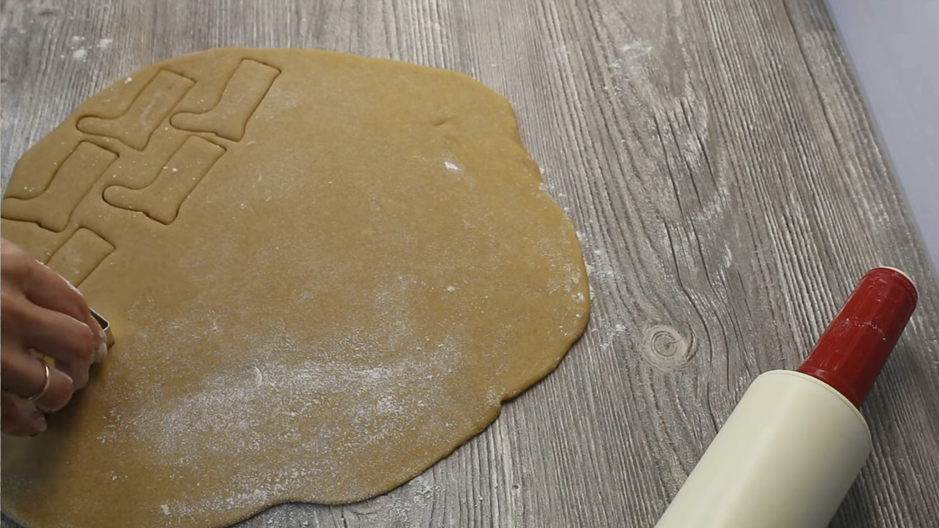 وصفة - كعكات الزنجبيل بالعسل والقرفة - الخطوة 8