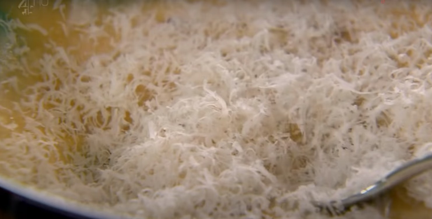 وصفة - سلطة سيزر الدجاج المشوي على طريقة غوردون رامزي - الخطوة 6