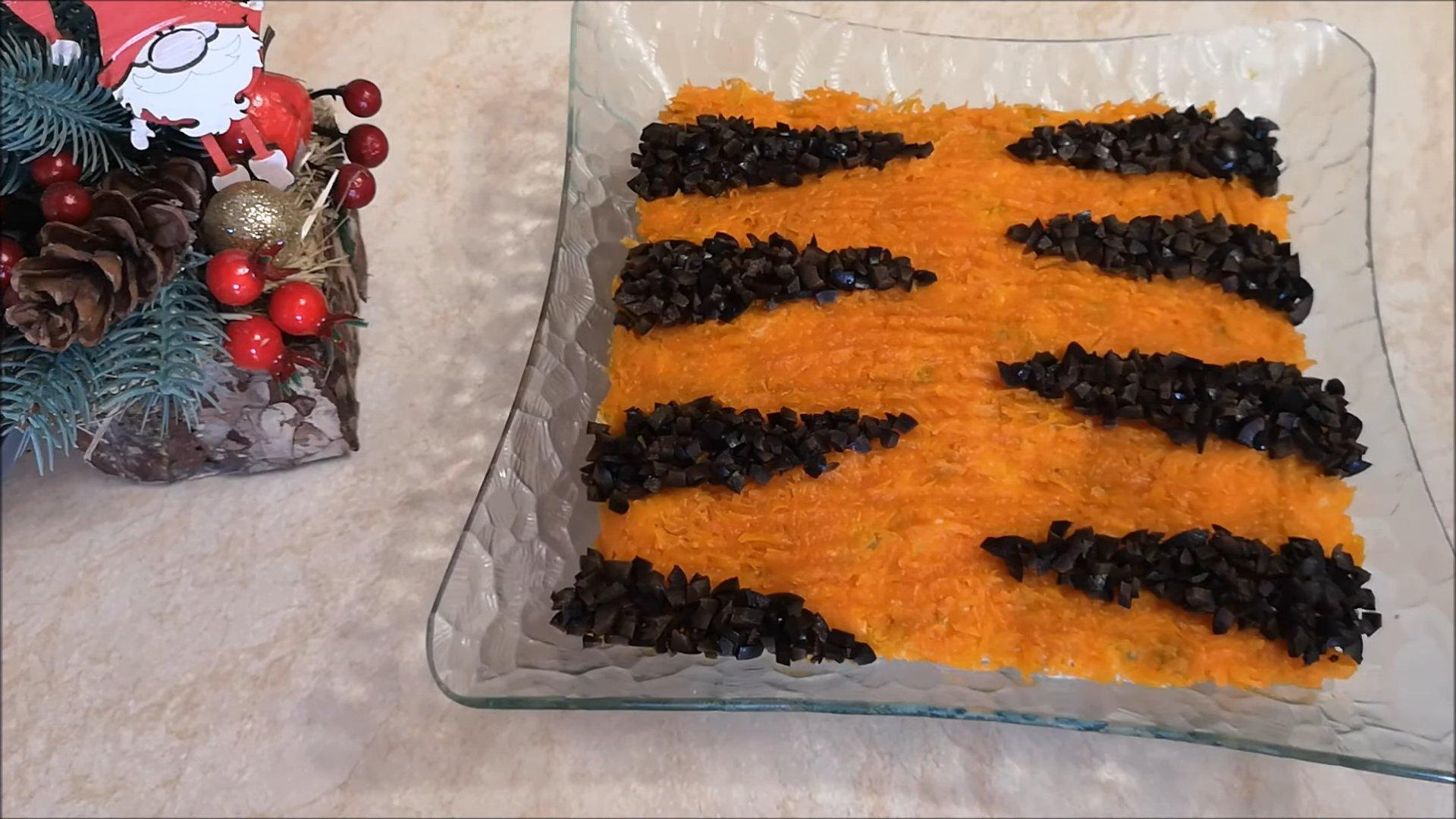 Recepta - Amanida Olivier amb forma de tigre - Pas 8