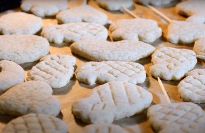 كعكات الزنجبيل على طريقة ايكيا - صورة