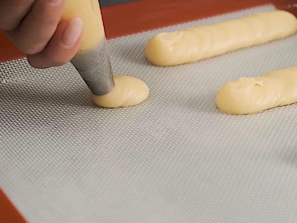 ماذا تفعل إذا لم تكن قطع الإكلير متساوية؟ - صورة