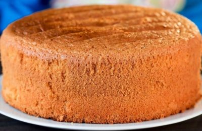 ما هي درجة الحرارة المناسبة لخبز الكيك الإسفنجي؟ - صورة