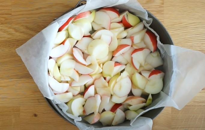 Klassisches Charlotte-Rezept – Schritt 3