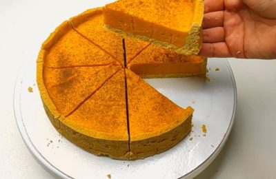 فطيرة اليقطين المخبوزة في الفرن - صورة