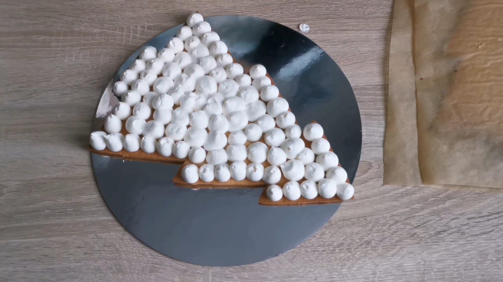 Recette - Gâteau en forme de sapin de Noël en forme de chiffre - Étape 11