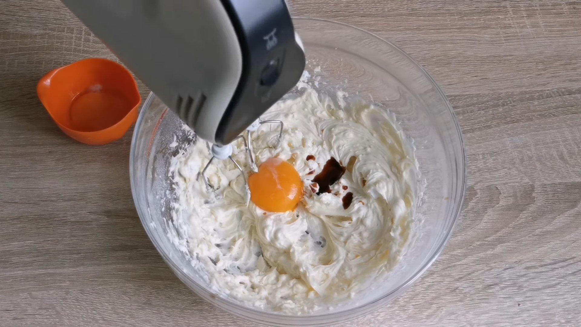 Recette - Gâteau en forme de sapin de Noël en forme de chiffre - Étape 2