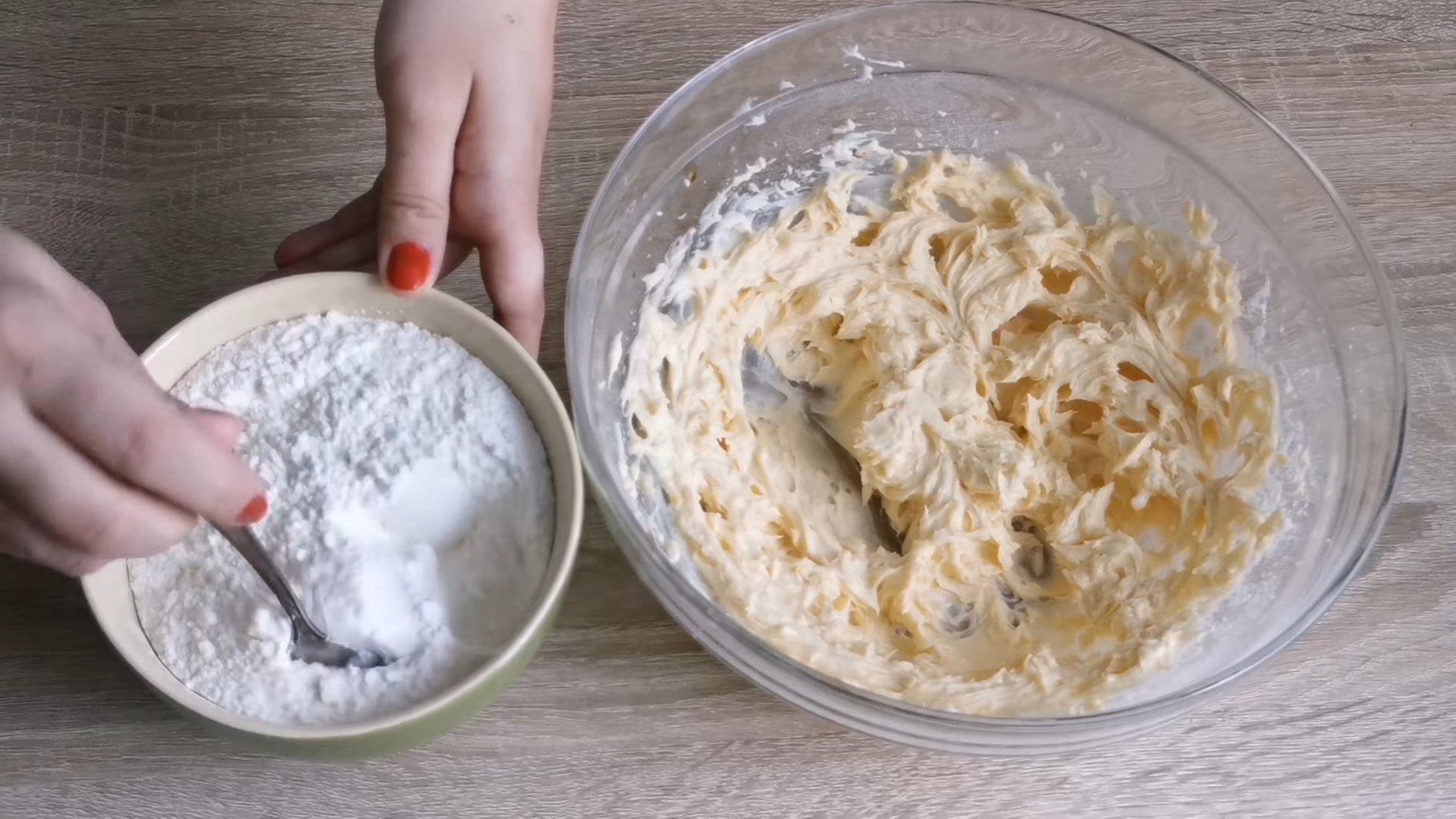 Recette - Gâteau en forme de sapin de Noël en forme de chiffre - Étape 3