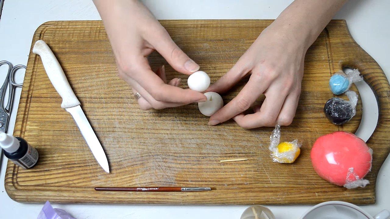 Recette - Bonhomme de neige en fondant pour la décoration de gâteaux de Noël - Étape 3