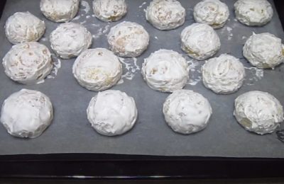 خبز الزنجبيل مع الجبن القريش - صورة