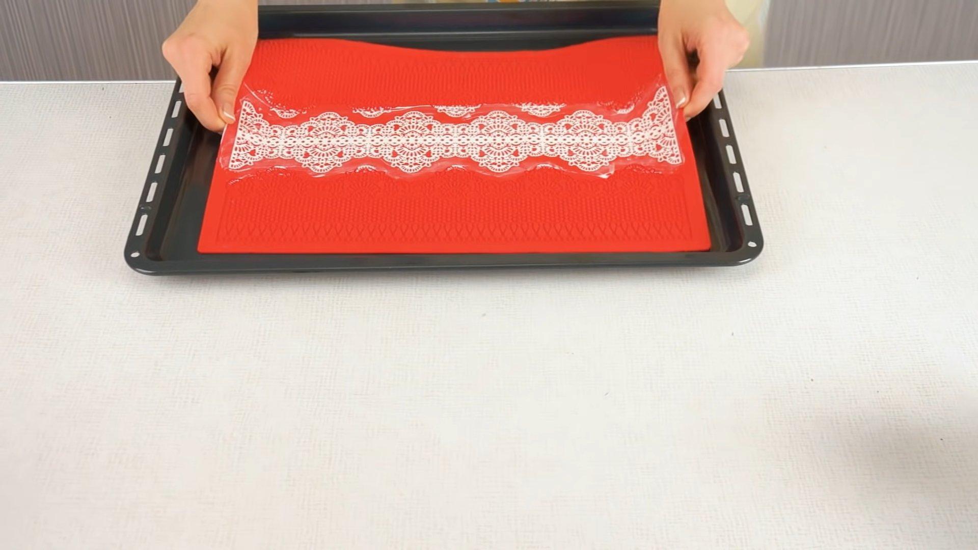 Ricetta - Pizzo per torta con glassa flessibile - Fase 6