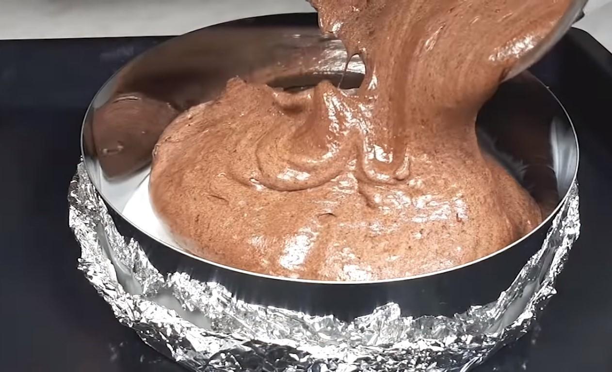 Recipe - Airy Chocolate Sponge Cake na may Cocoa Powder Nang Hindi Pinaghihiwalay ang mga Itlog - Hakbang 6