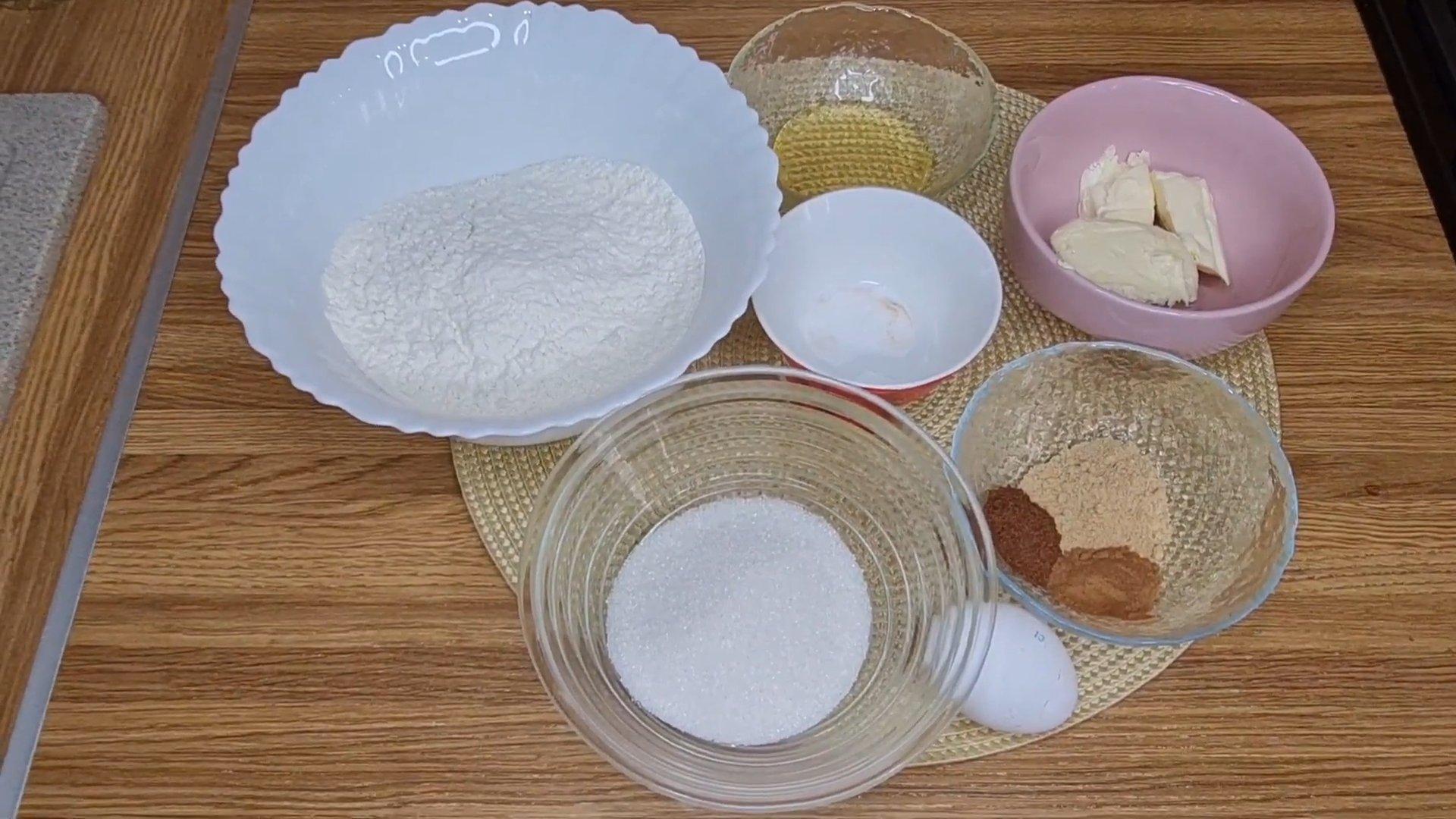 وصفة - كعكات الزنجبيل للرسم المنزلي - الخطوة 1