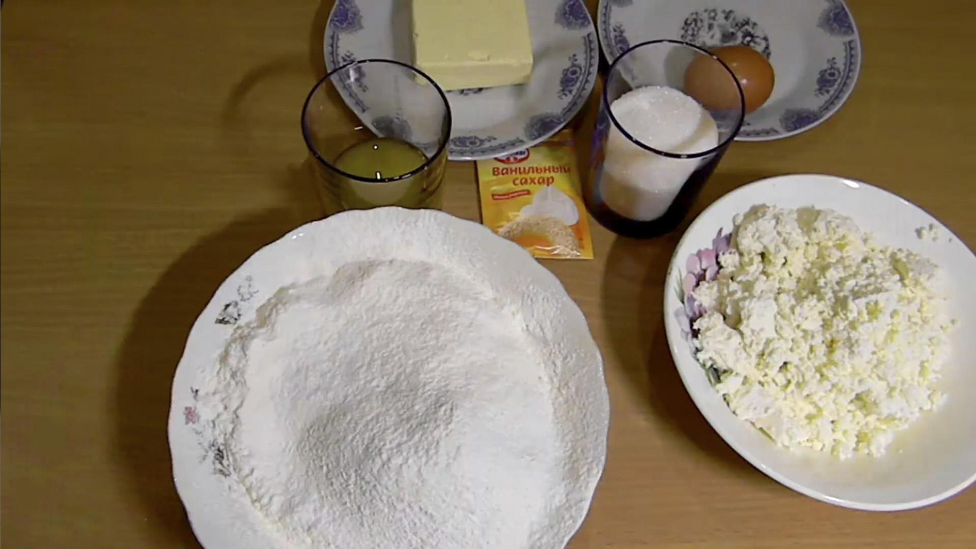 وصفة - خبز الزنجبيل بالعسل واللبن الرائب - الخطوة 1