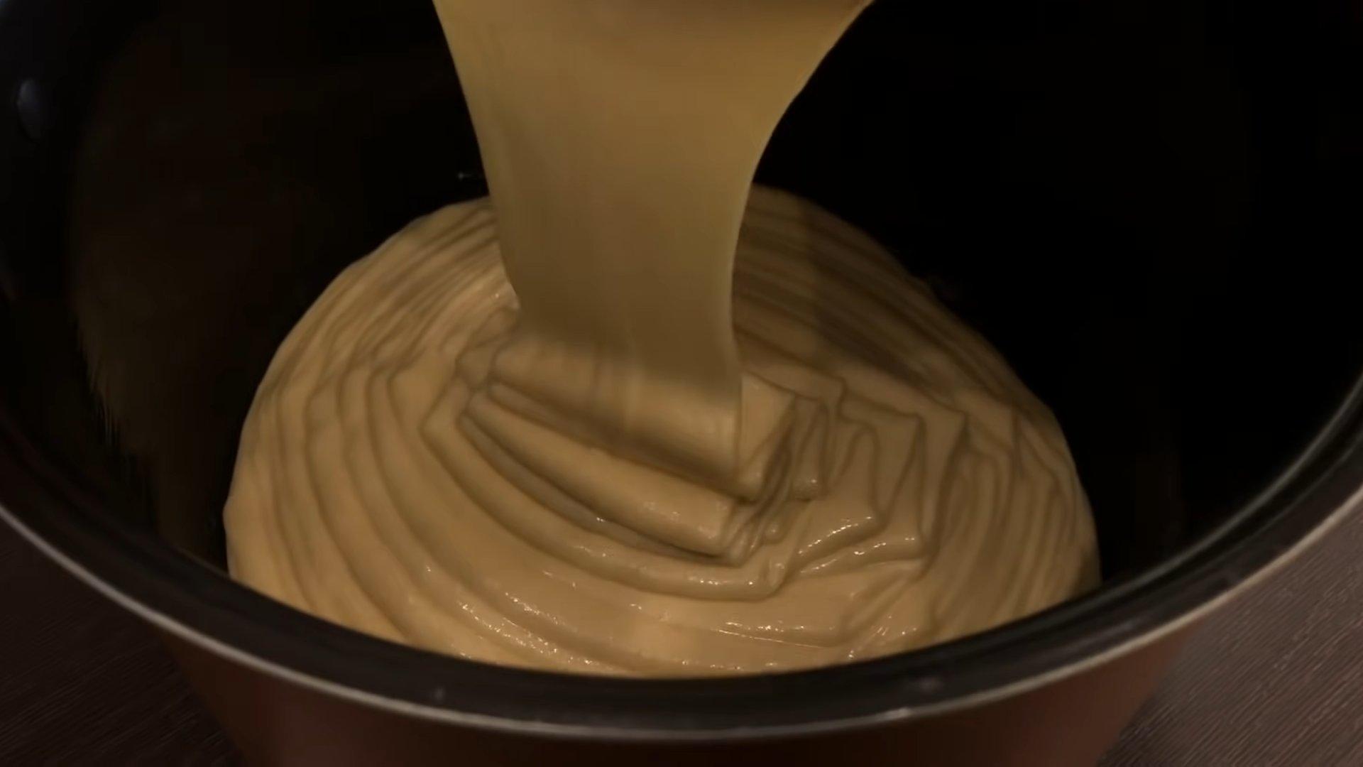 وصفة - كيكة إسفنجية خفيفة بالكفير مع البيض - الخطوة 7